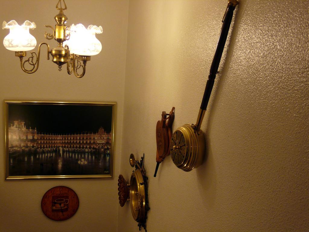 Hostal Navasfrias Salamanca Exteriör bild