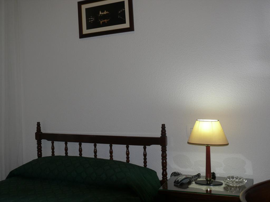 Hostal Navasfrias Salamanca Rum bild