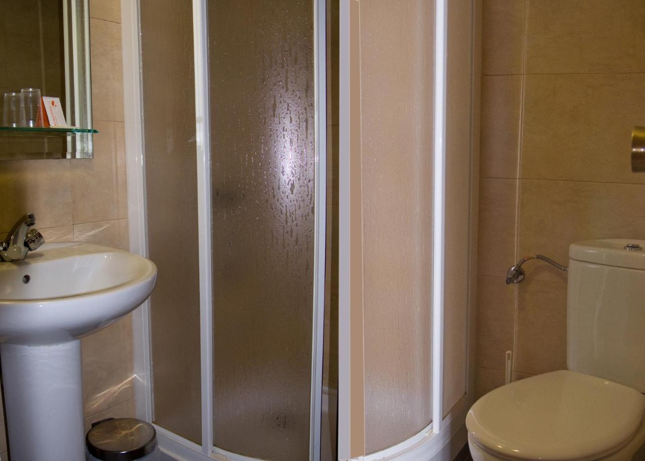 Hostal Navasfrias Salamanca Exteriör bild